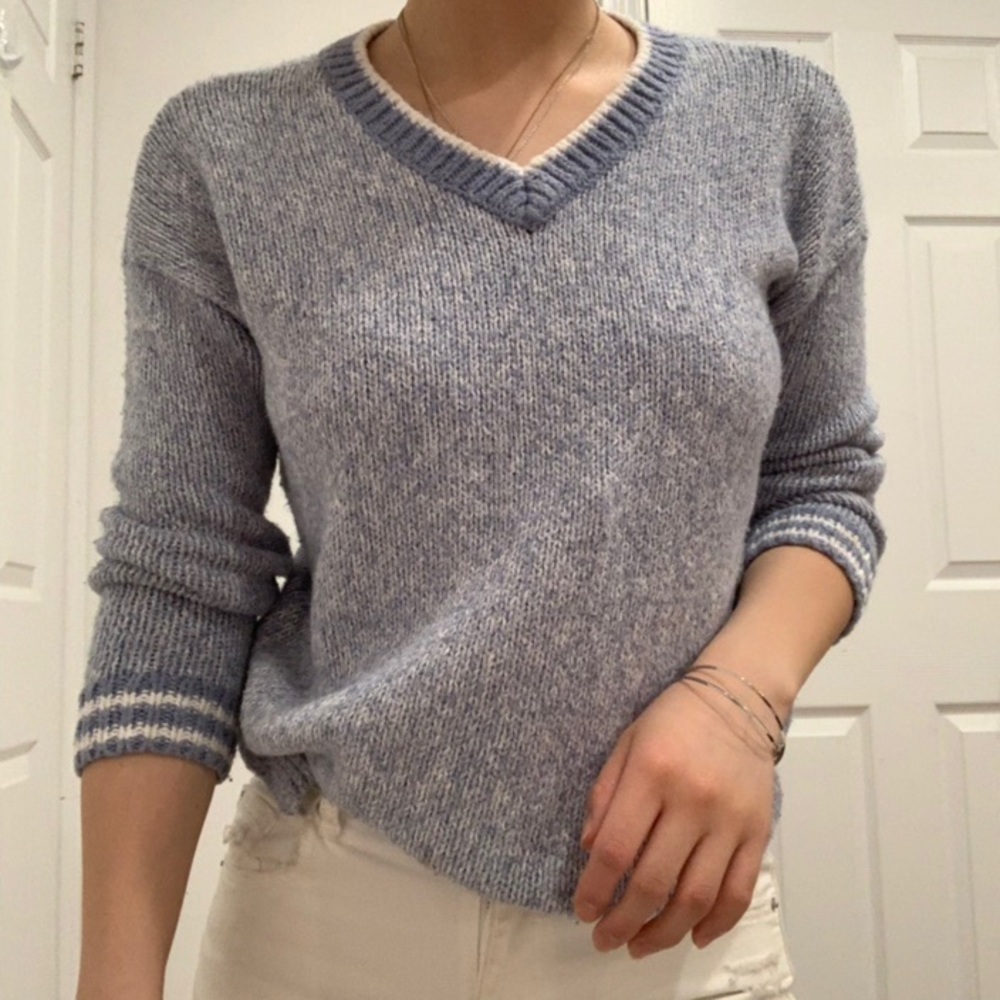 Blue/white Varsity Shaker Sweater with slide slits - Picture 3 of 5